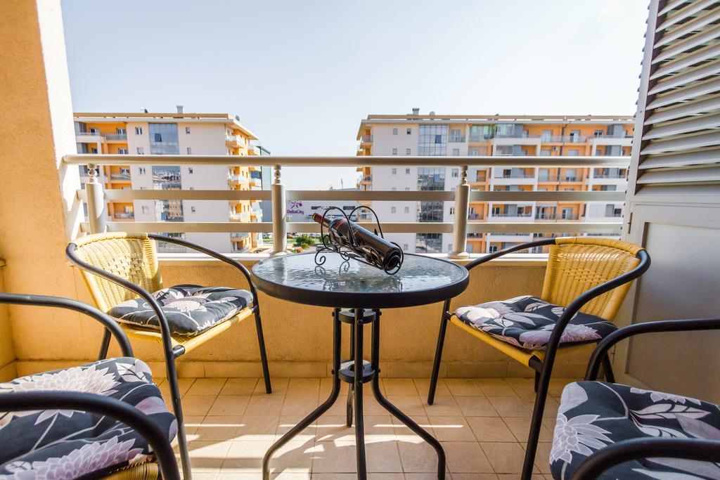 Delta Capital Apartment Podgorica Zewnętrze zdjęcie